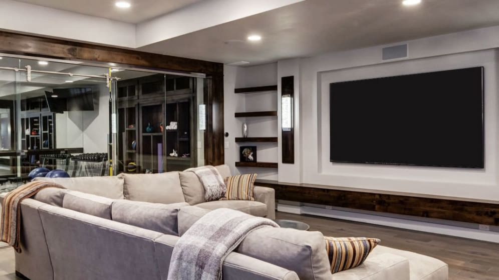 creative basement TV room ideas